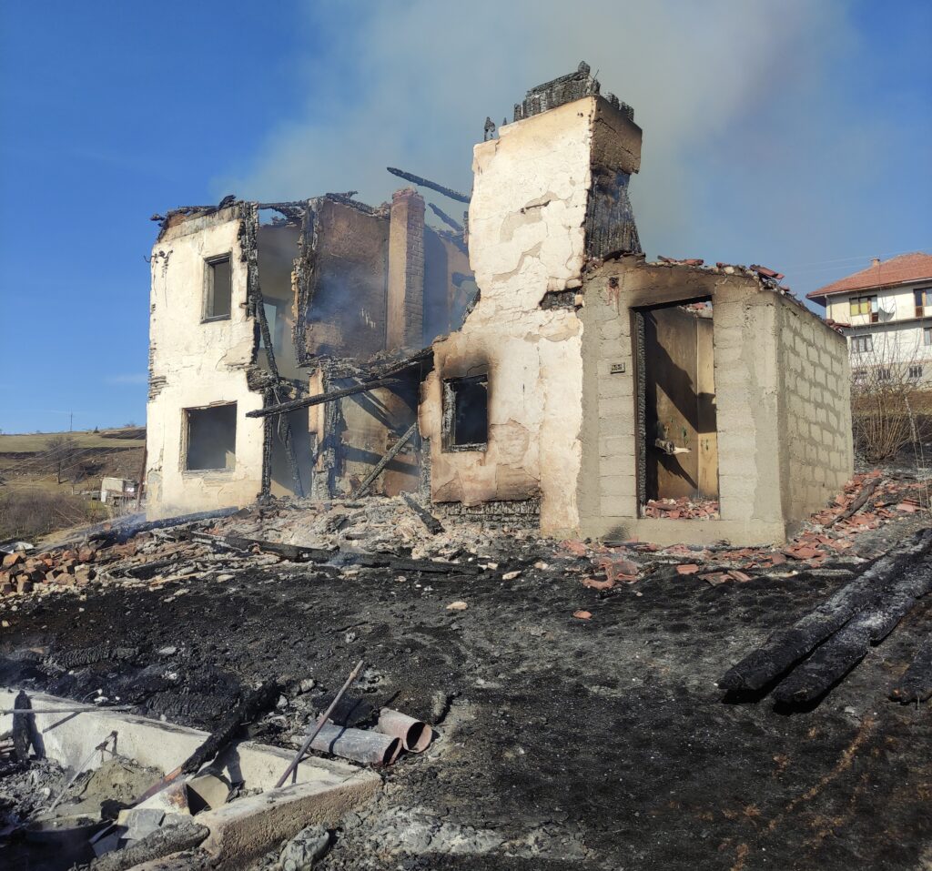 06.02.2024. Požar objekata (koliba i stara kuća) Jugovo (3)